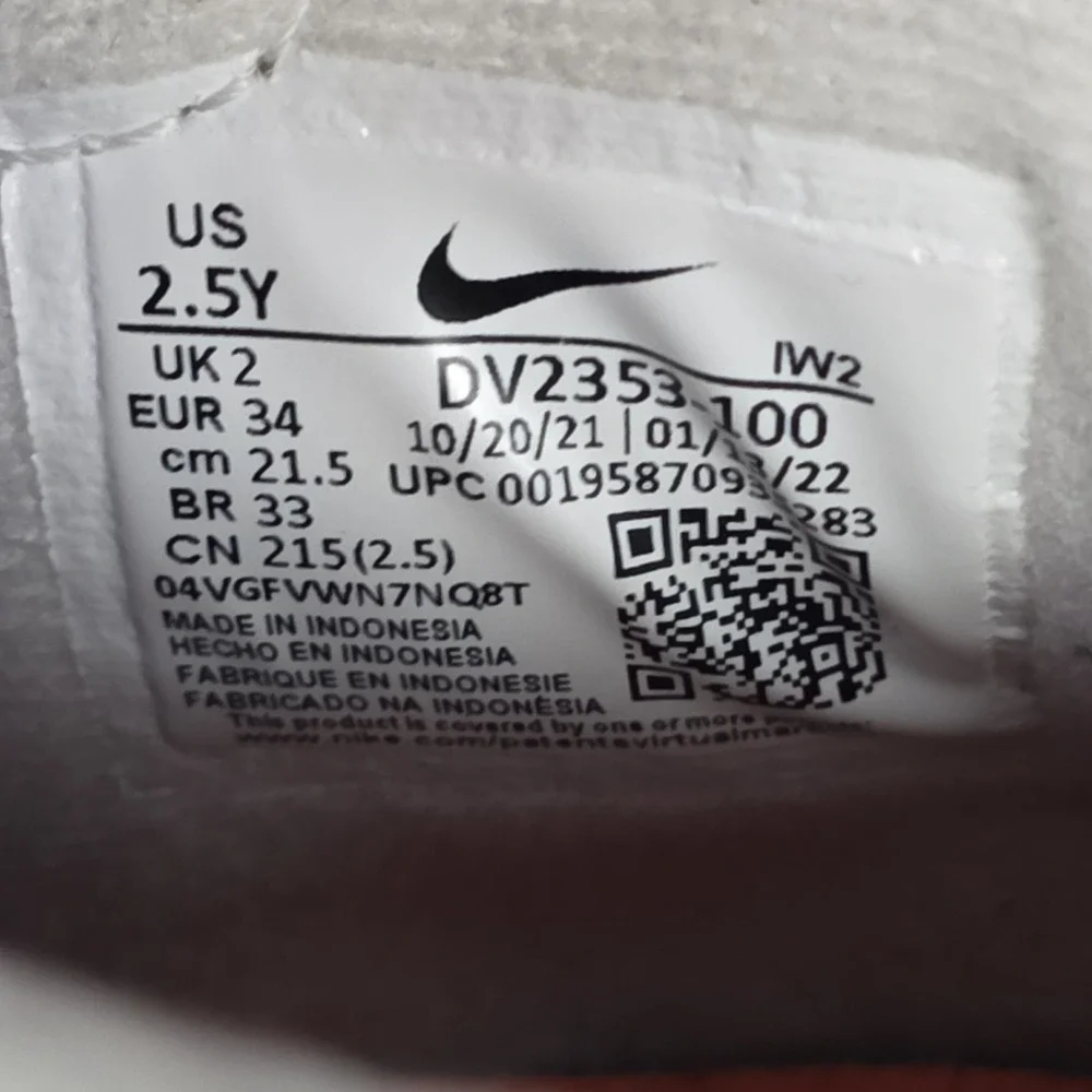 Nike Air Max Trainer SC Orange White DV2353-100 US Size 2.5Y - Picture 8 of 9
